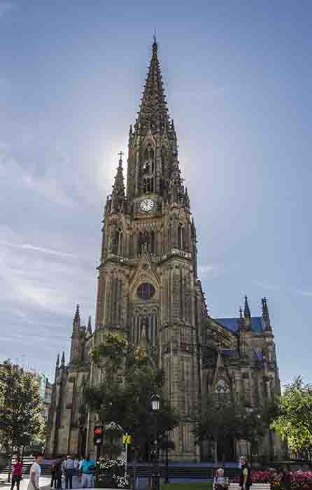 Guipúzcoa - San Sebastián 017 - catedral del Buen Pastor.jpg